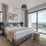 Private Sea-view With Pools וילה
