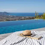 Private Sea-view With Pools