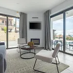 Private Sea-view With Pools Villa *