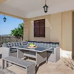 Private Sea-view With Pools *