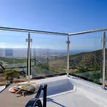 Private Sea-view With Pools וילה