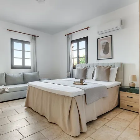 Private Sea-View Villas With Pools Villa *