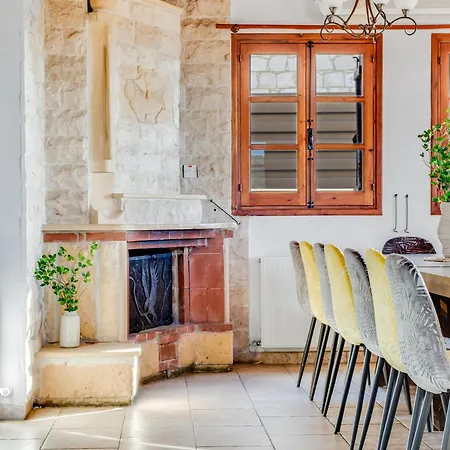 Private Sea-view With Pools *