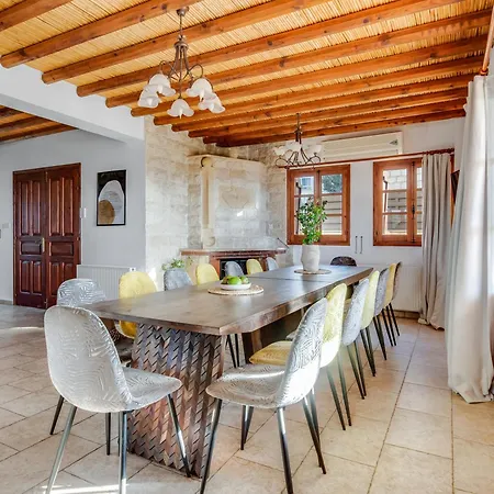 Private Sea-View Villas With Pools