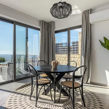 Vilă Sea-View Retreat - Villas With Private Pools *