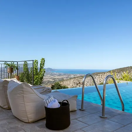 Vilă Sea-View Retreat - Villas With Private Pools