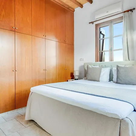 Private Sea-View Villas With Pools Villa