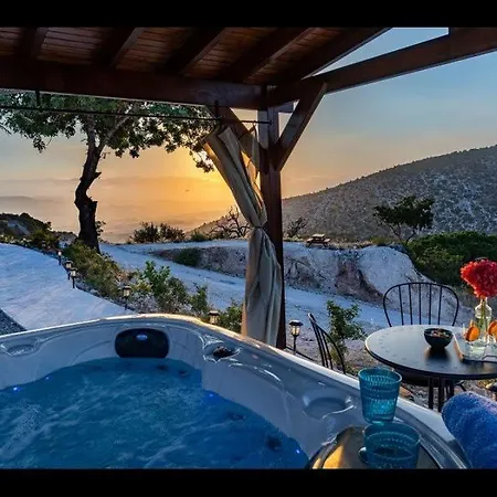 Sea-View Retreat - Villas With Private Pools Vilă Peristerona (Paphos)