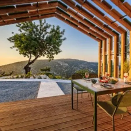 Vilă Sea-View Retreat - Villas With Private Pools *