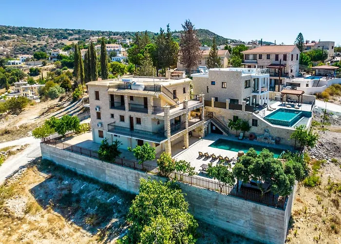 Private Sea-view With Pools Vila