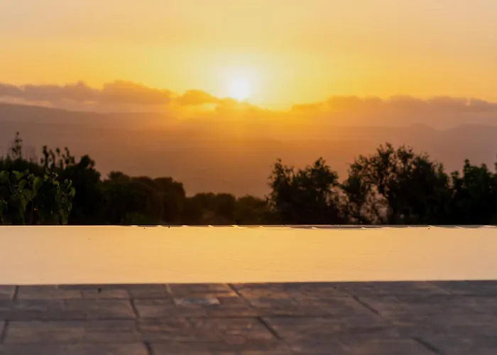 Private Sea-view With Pools Vila