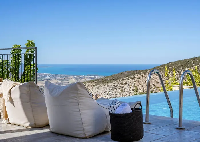 Vila Private Sea-view With Pools